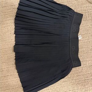 ALO Yoga Black Pleated Women's Skirt